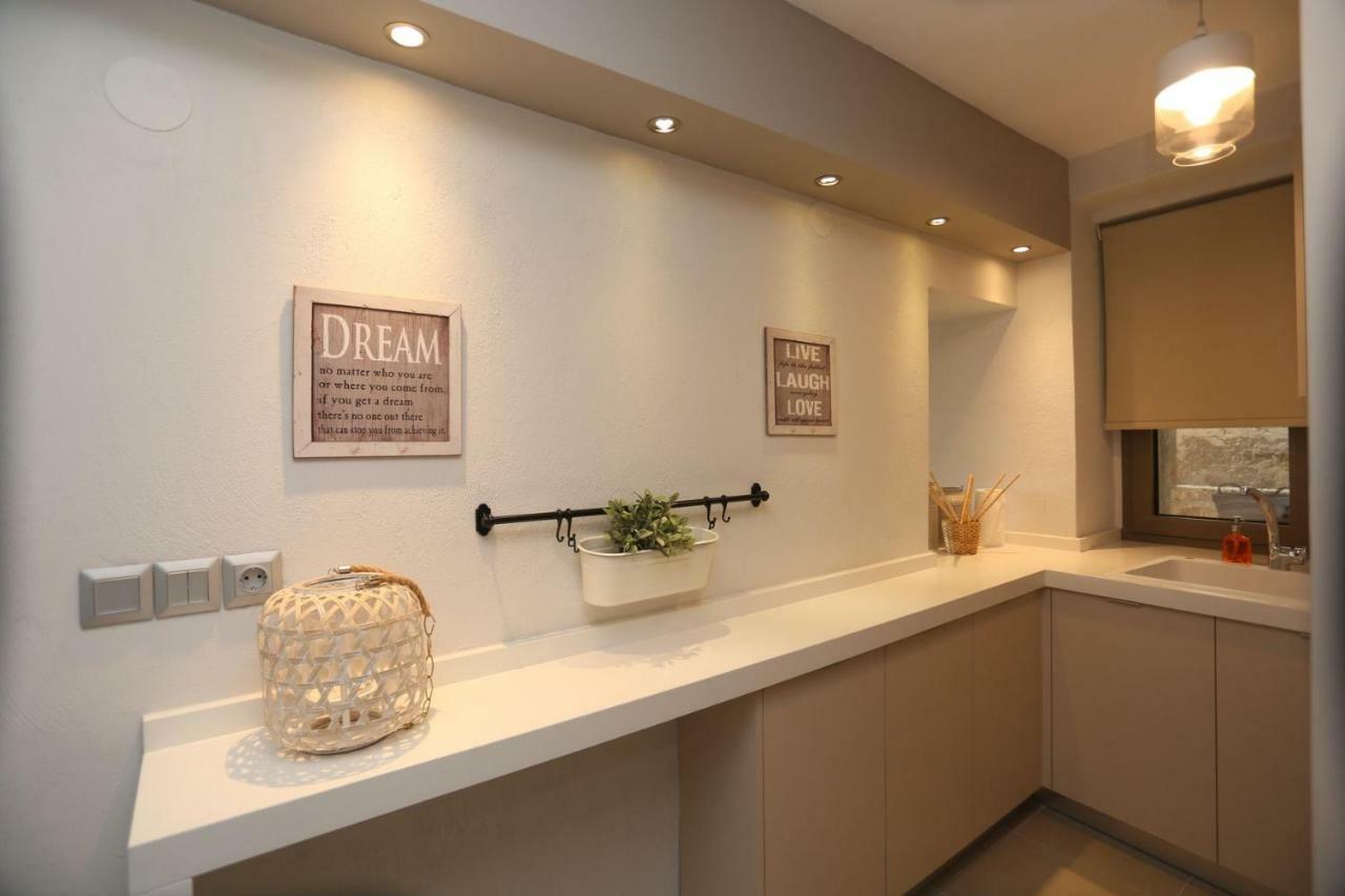 Theasea Villa Агия Параскеви Екстериор снимка